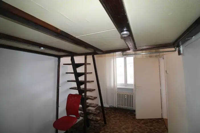 Prodej bytu 3+1, Karlovy Vary, nábřeží Jana Palacha, 77 m2