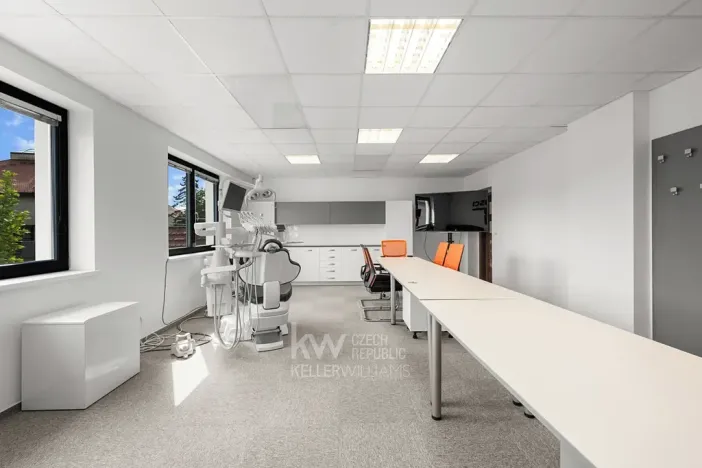 Prodej rodinného domu, Jesenice, Budějovická, 340 m2