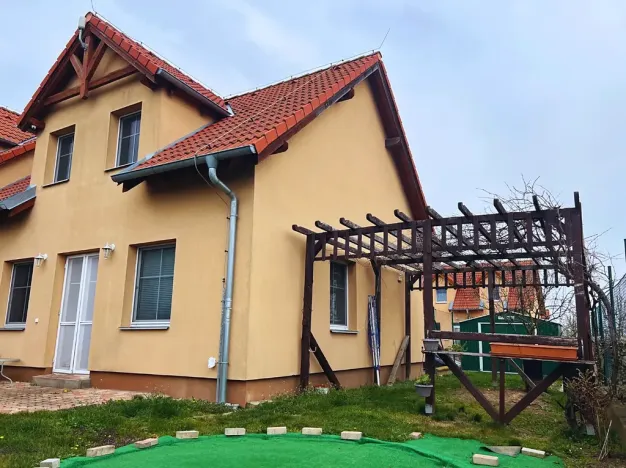 Pronájem rodinného domu, Vinařice, Na Horce, 102 m2