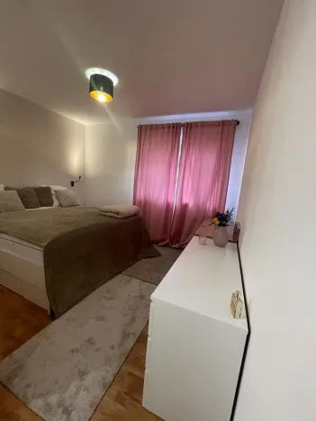 Pronájem bytu 2+kk, Liberec - Liberec XIII-Nové Pavlovice, Generála Svobody, 70 m2