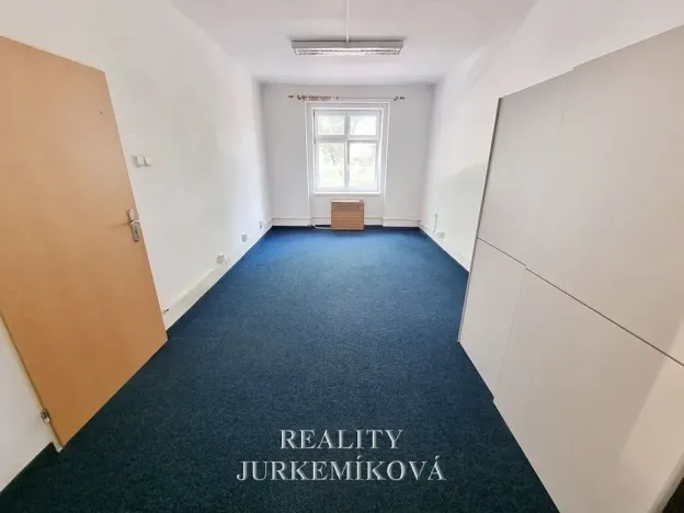 Pronájem bytu 3+1, České Budějovice, tř. Čsl. legií, 70 m2