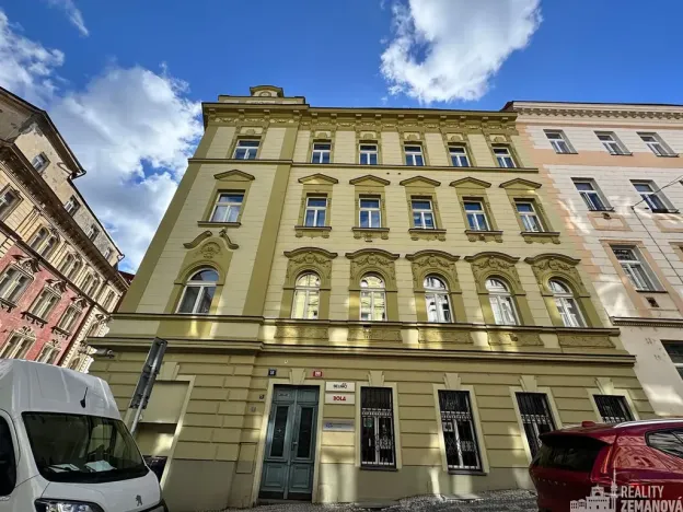 Pronájem bytu 1+1, Praha - Vršovice, Charkovská, 39 m2