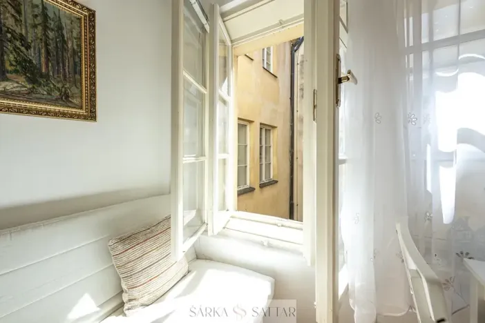 Pronájem bytu 1+kk, Praha - Staré Město, Husova, 29 m2