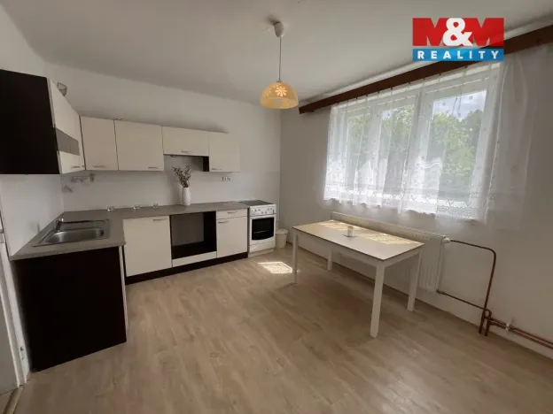 Pronájem rodinného domu, Návsí, 70 m2