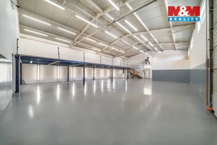 Pronájem obchodního prostoru, Králův Dvůr, Plzeňská, 367 m2