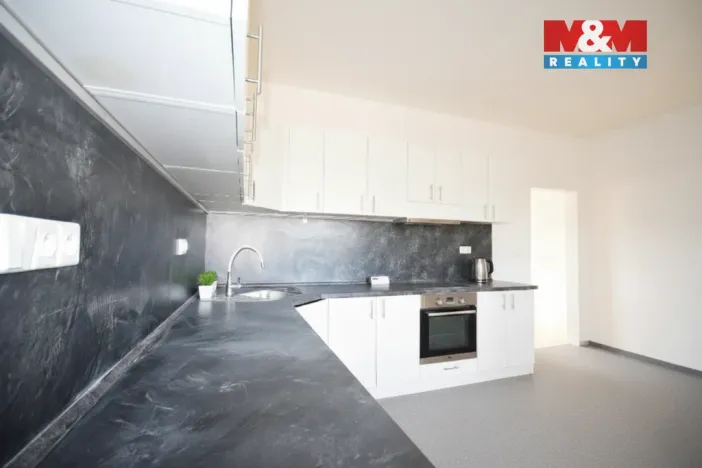 Prodej rodinného domu, Město Albrechtice - Opavice, 250 m2