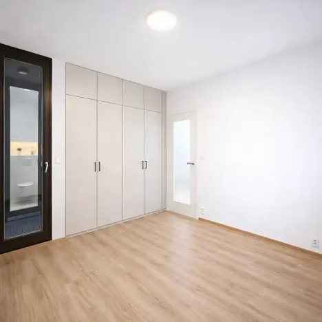 Prodej bytu 3+kk, Praha - Podolí, V rovinách, 80 m2