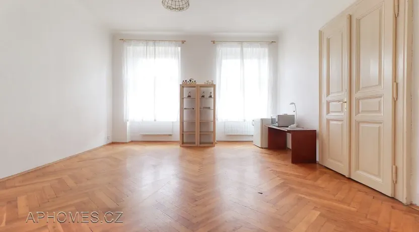 Pronájem bytu 3+1, Praha - Nové Město, Na hrádku, 105 m2