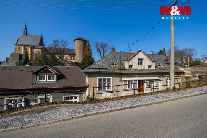 Prodej rodinného domu, Šternberk, Na Valech, 143 m2