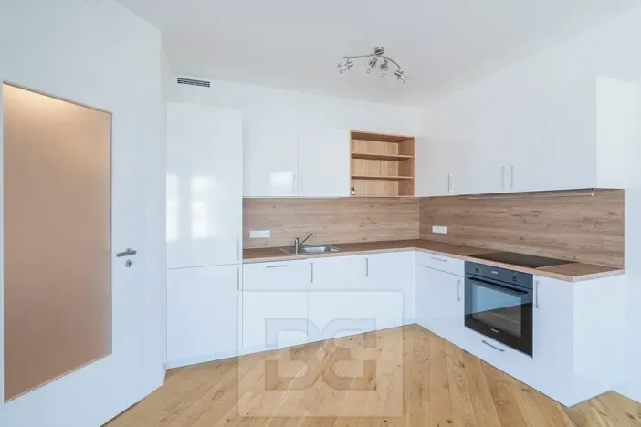 Prodej bytu 2+kk, Praha - Strašnice, Ramonova, 66 m2