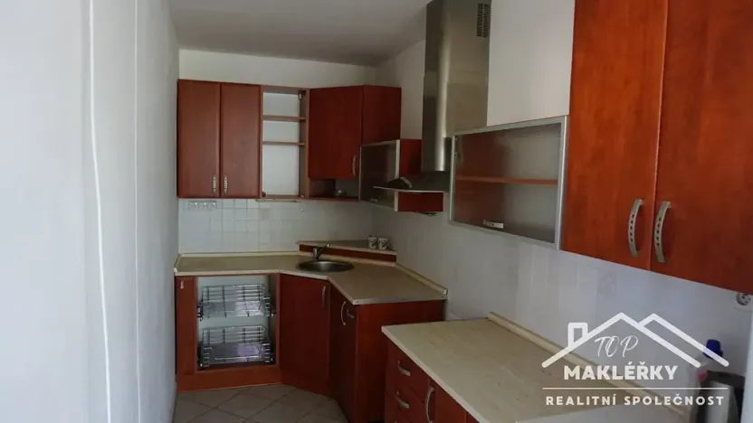 Prodej bytu 2+1, Přelouč, náměstí 17. listopadu, 64 m2