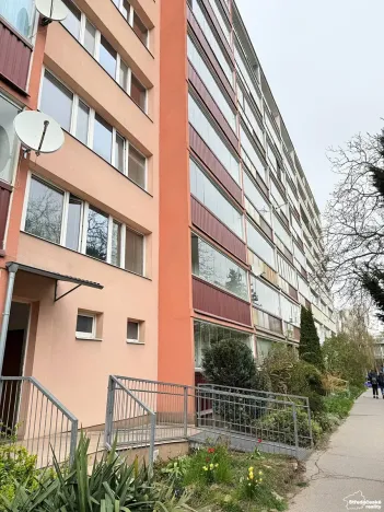 Prodej bytu 3+kk, Praha - Prosek, Veltruská, 57 m2