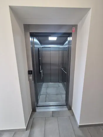 Pronájem bytu 2+kk, Kladno, Bohumila Landy, 42 m2