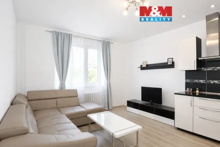 Pronájem bytu 3+kk, Praha - Vysočany, Podnádražní, 72 m2