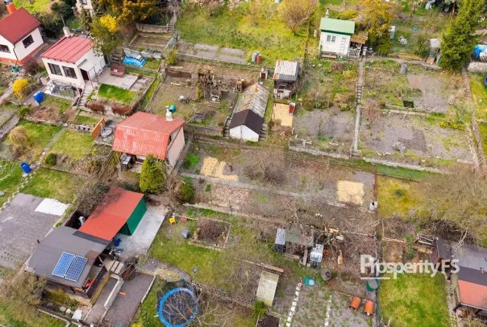 Prodej chaty, Kladno, 16 m2