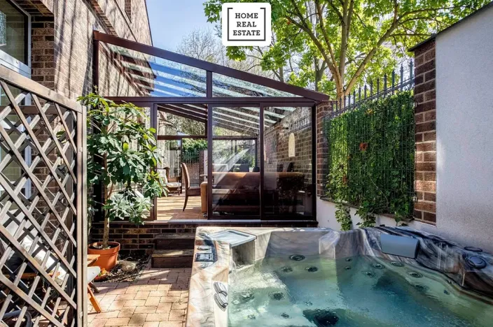 Prodej rodinného domu, Praha, 114 m2