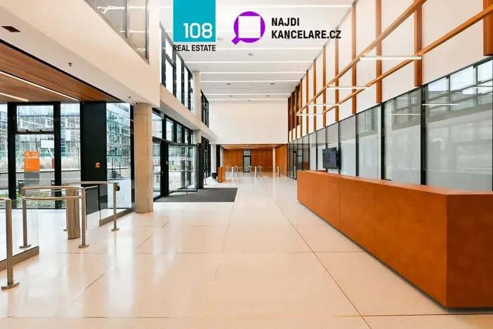 Pronájem kanceláře, Brno, Palachovo náměstí, 557 m2