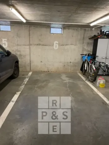 Prodej garáže, Praha, Formanská, 19 m2