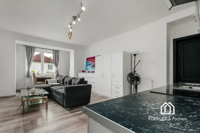 Pronájem bytu 2+kk, Praha - Vinoř, Moravanská, 47 m2