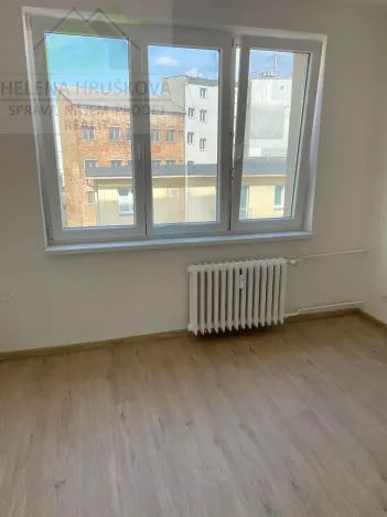 Pronájem bytu 1+1, Ostrava, Zeyerova, 28 m2