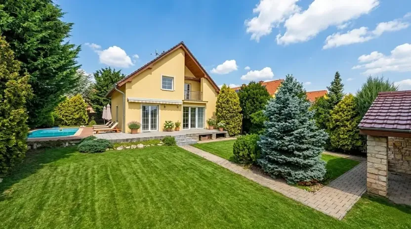 Pronájem rodinného domu, Louny, Platanová, 230 m2