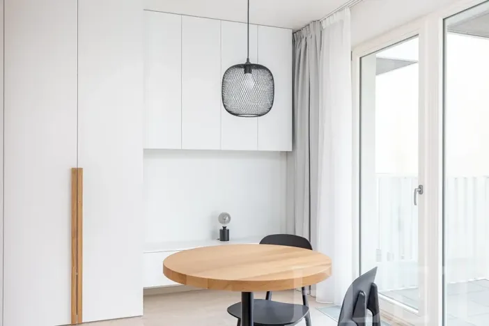 Pronájem bytu 1+kk, Praha - Karlín, Křižíkova, 28 m2