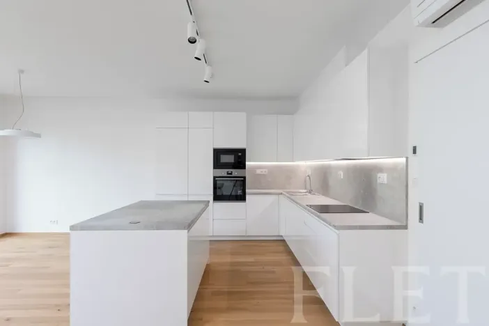 Pronájem rodinného domu, Praha - Jinonice, Nyklíčkova, 217 m2