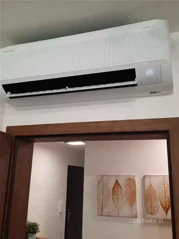 Pronájem bytu 2+kk, Praha, Plzeňská, 43 m2