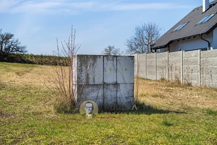 Prodej pozemku pro bydlení, Hrobce, Pod Skalou, 715 m2