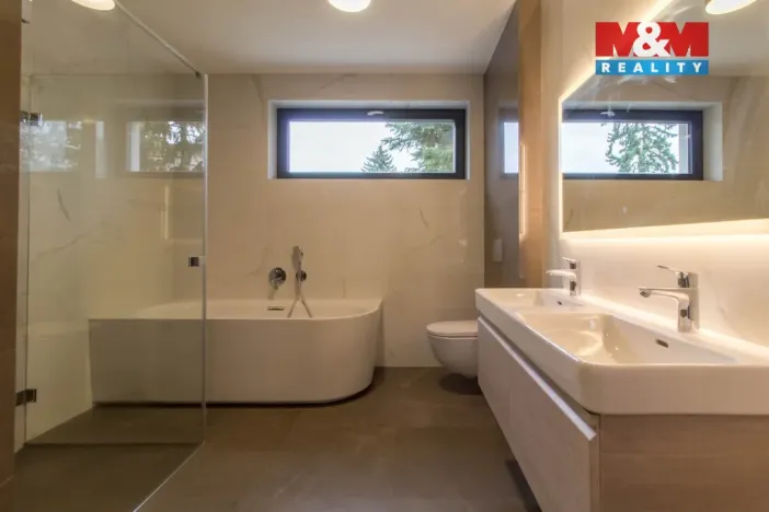 Pronájem rodinného domu, Praha - Suchdol, Nad spáleným mlýnem, 270 m2