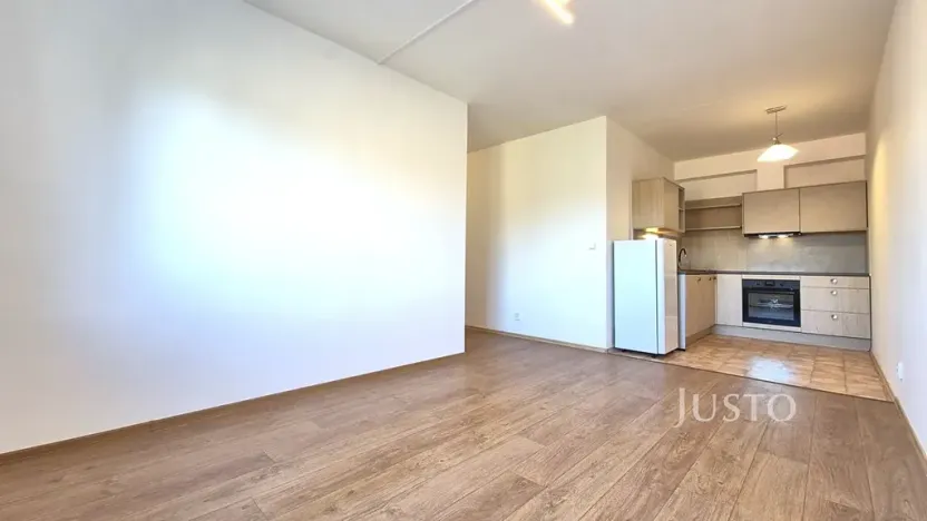 Pronájem bytu 2+kk, Písek, Topělecká, 40 m2