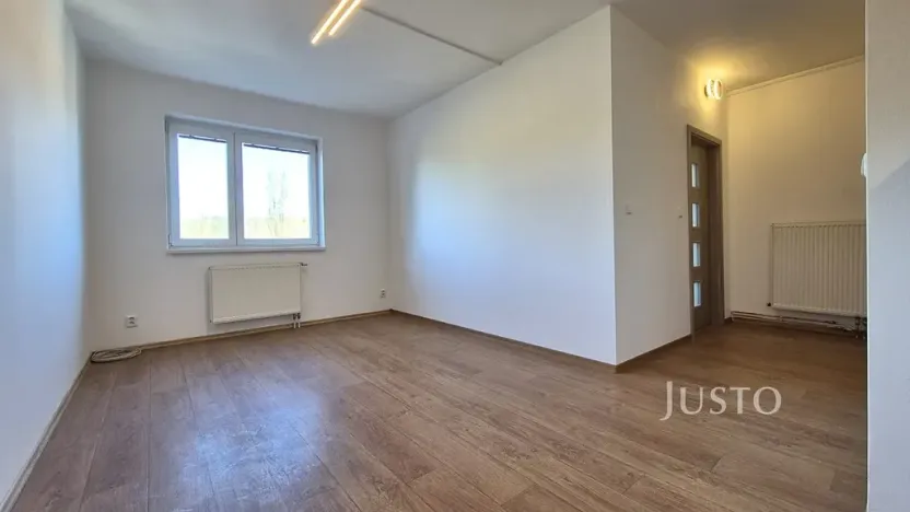 Pronájem bytu 2+kk, Písek, Topělecká, 40 m2