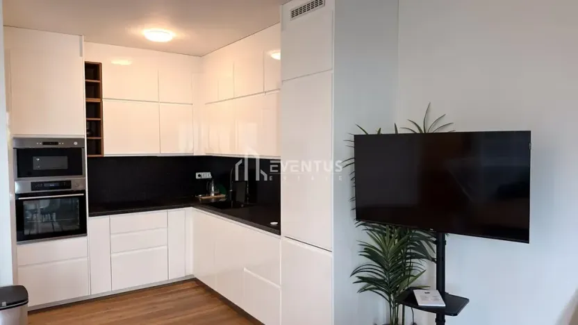 Pronájem bytu 2+kk, Praha - Libeň, Menclova, 53 m2