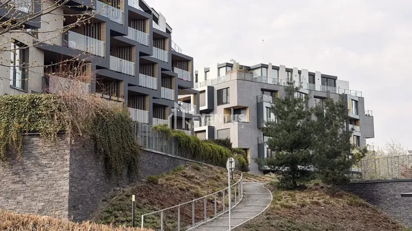 Pronájem bytu 2+kk, Praha - Libeň, Menclova, 53 m2