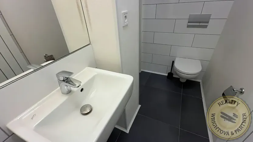 Prodej bytu 1+kk, Praha - Libeň, Zenklova, 29 m2