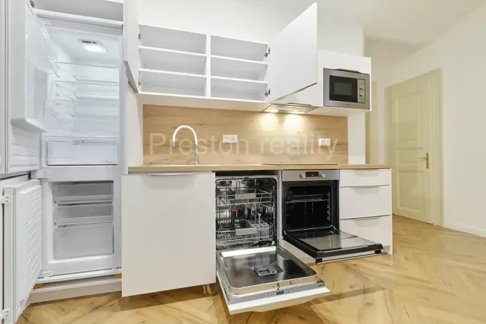 Pronájem kanceláře, Praha - Vinohrady, U vodárny, 72 m2