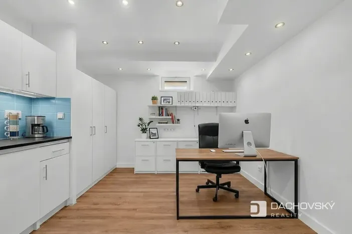 Prodej kanceláře, Pardubice, Josefa Ressla, 22 m2