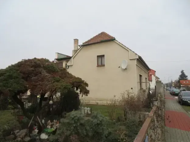 Dražba rodinného domu, Všechlapy, 306 m2