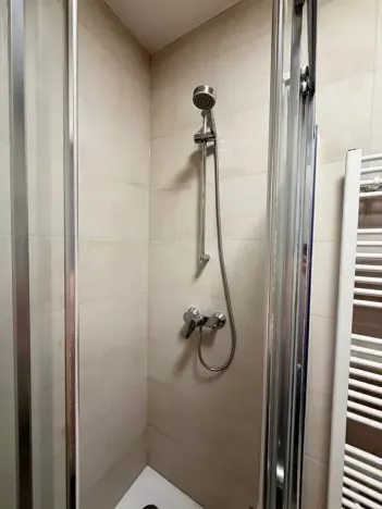 Pronájem bytu 2+kk, Brno, Kuklenská, 49 m2