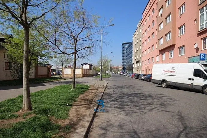 Prodej bytu 2+1, Praha - Holešovice, Jateční, 52 m2