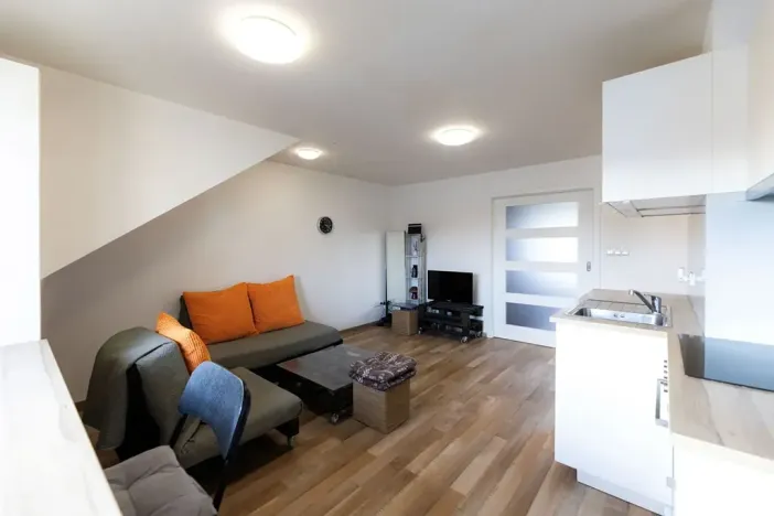 Prodej činžovního domu, Uherské Hradiště, Svatojiřské nábřeží, 293 m2