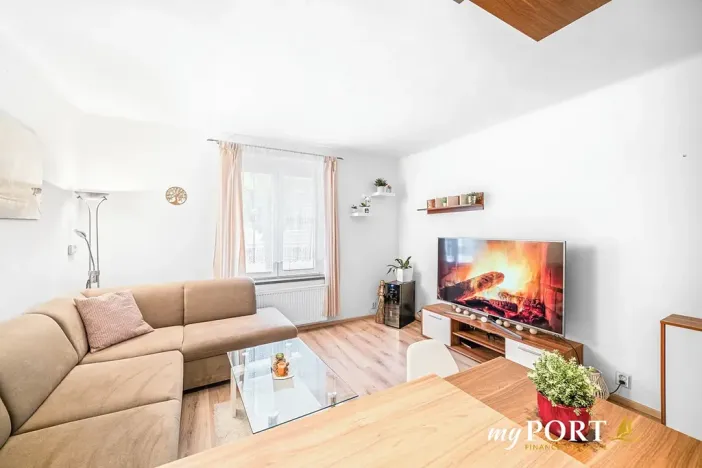 Pronájem bytu 2+kk, Plzeň, Revoluční, 44 m2