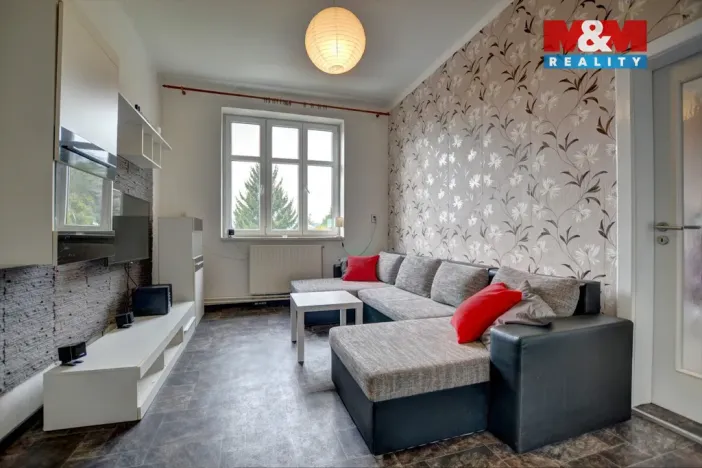 Pronájem bytu 2+1, Hostinné, Horská, 54 m2