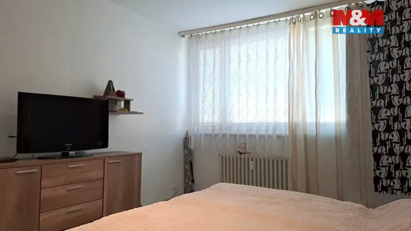 Prodej bytu 3+1, Hustopeče, Masarykovo nám., 62 m2