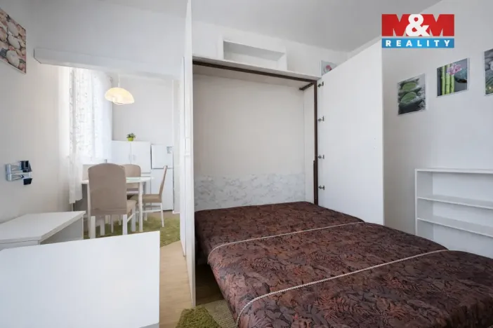 Pronájem bytu 1+kk, Praha - Strašnice, Královická, 25 m2