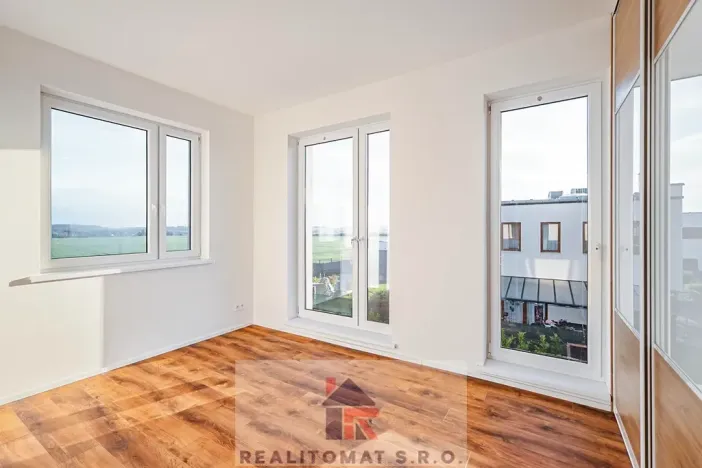 Prodej bytu 4+kk, Horoušany, Rubínová, 92 m2