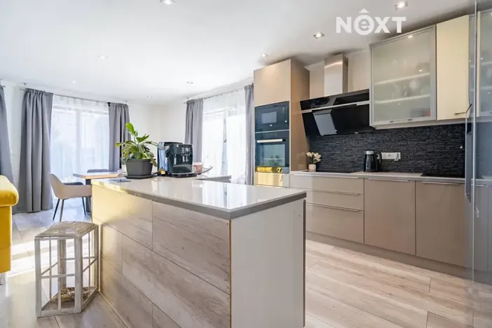 Prodej rodinného domu, Kaplice, 216 m2