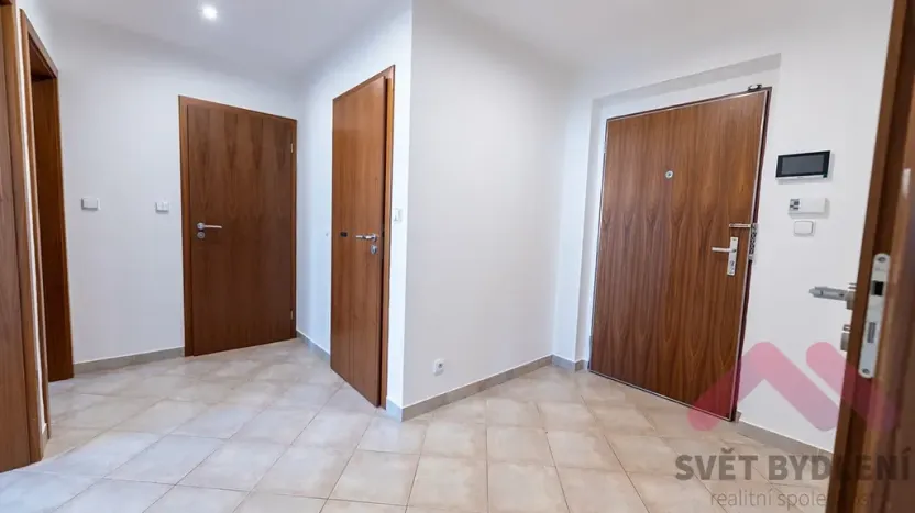 Pronájem bytu 3+kk, Praha - Záběhlice, Mattioliho, 83 m2