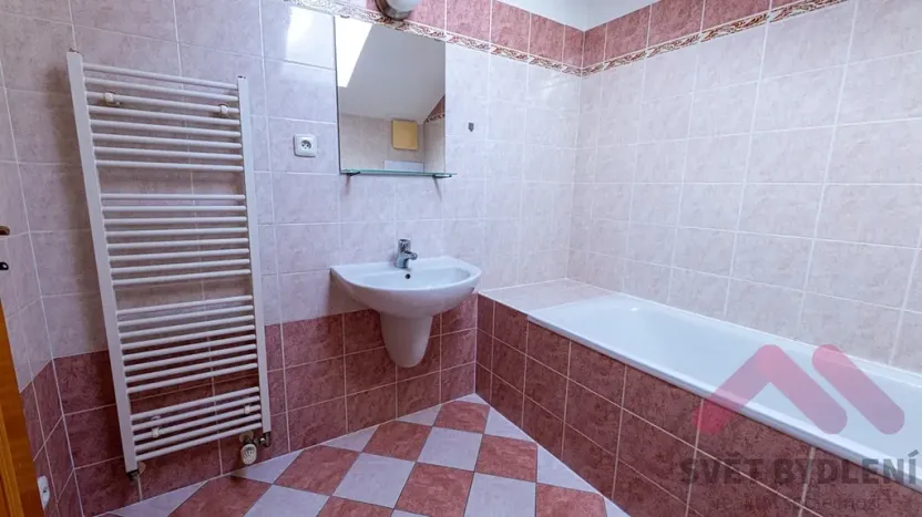 Pronájem bytu 2+kk, Praha - Žižkov, Jeseniova, 53 m2