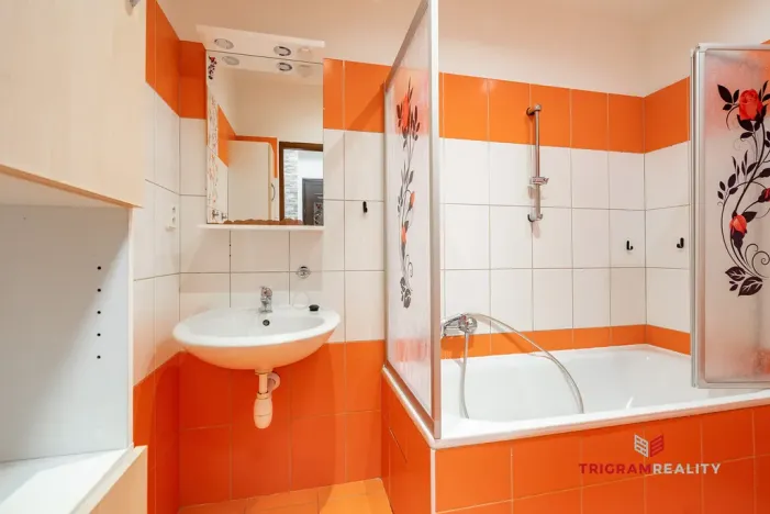 Pronájem bytu 2+1, Opatovice nad Labem, Smetanova, 55 m2